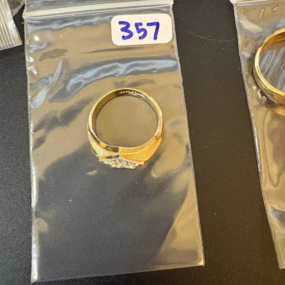 Vintage Mens 10k Gold Filled Ring Star Clear Stones 10 MCM Bold Statement 7.95g
